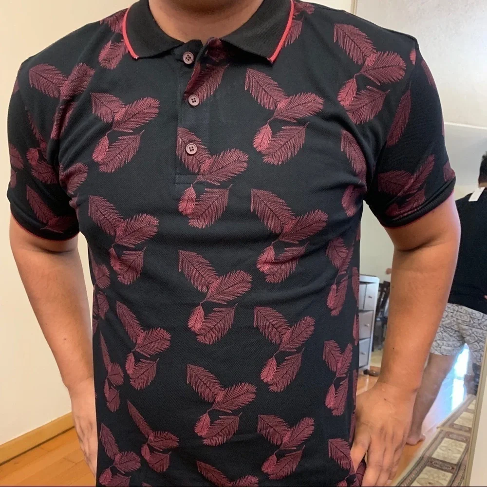Men’s Polo Shirt with Leaves Design - Picture 2 of 3